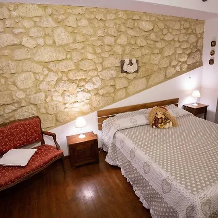 La Casa In Pietra 3* Santa Caterina Villarmosa