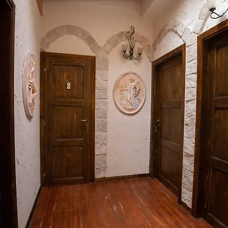 La Casa In Pietra Bed & Breakfast Santa Caterina Villarmosa