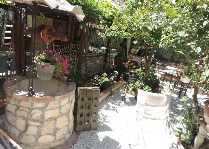 La Casa In Pietra 住宿加早餐酒店