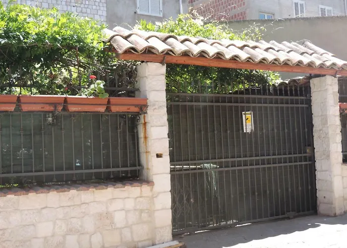 La Casa In Pietra 住宿加早餐酒店