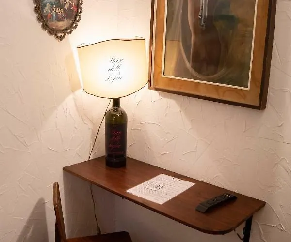La Casa In Pietra 住宿加早餐酒店 4*